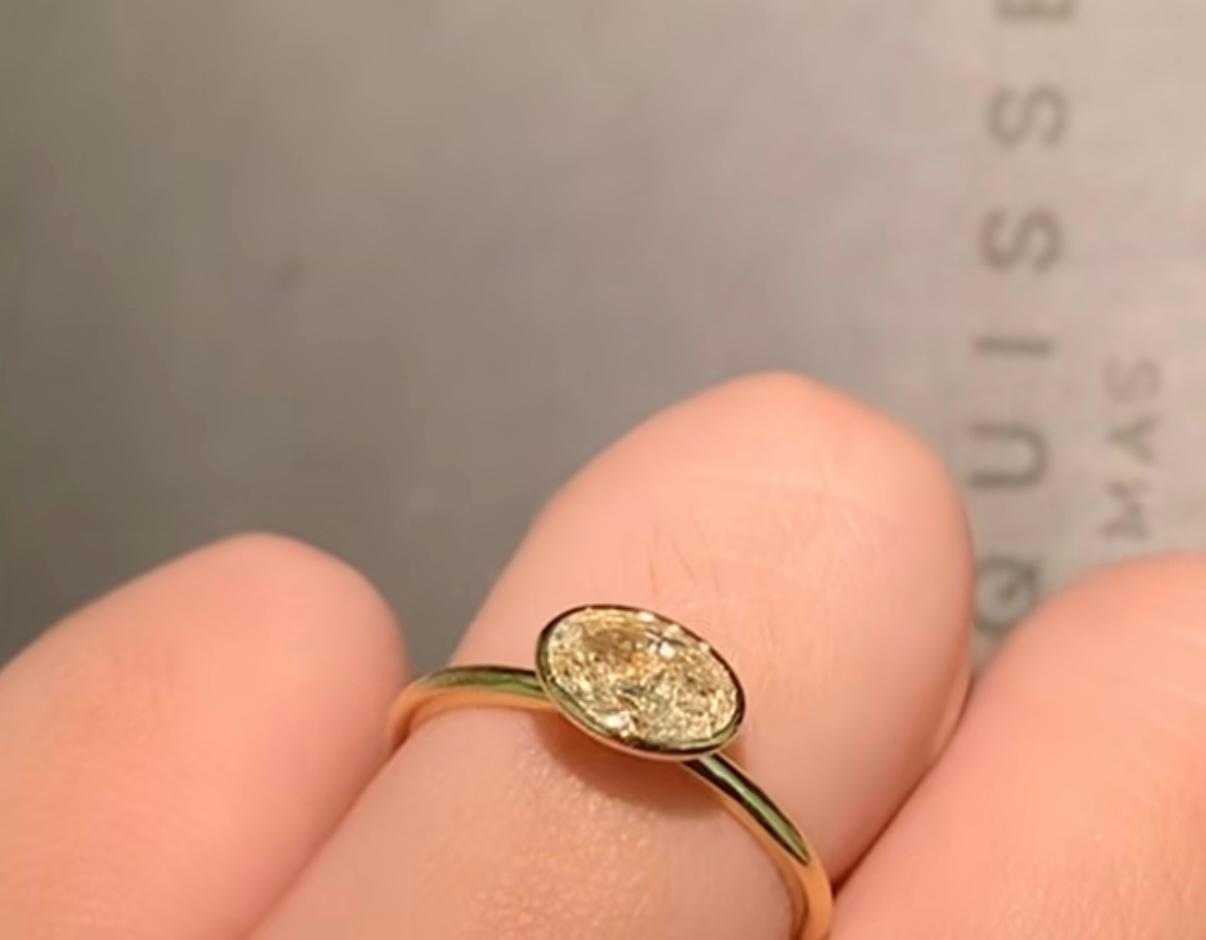 Lal TIKTOK LIVESTREAM 0.99-1ct yellow oval diamond bezel setting 14k Yellow Solid gold east-west bezel setting size 6.75