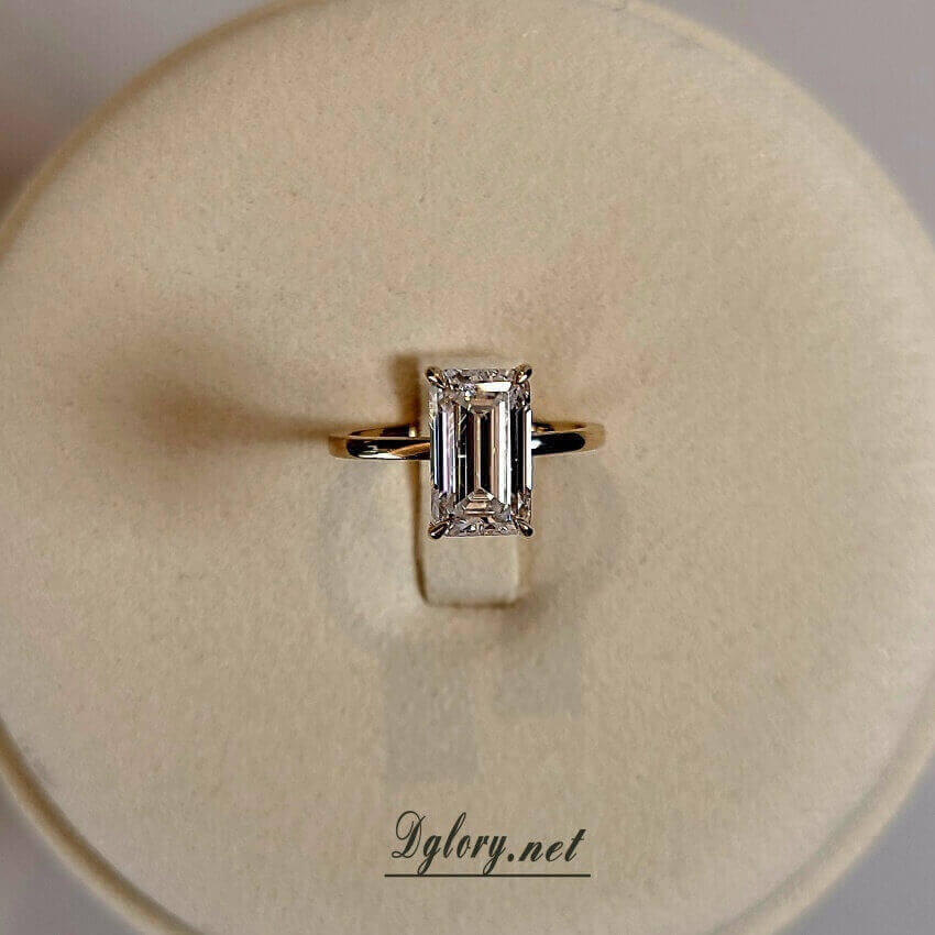 14K Yellow Gold Moissanite 6x10mm Emerald Cut Moissanite Plain Setting,Moissanite Engagement Ring, GRA Certified, Plain Band, Gift for Her