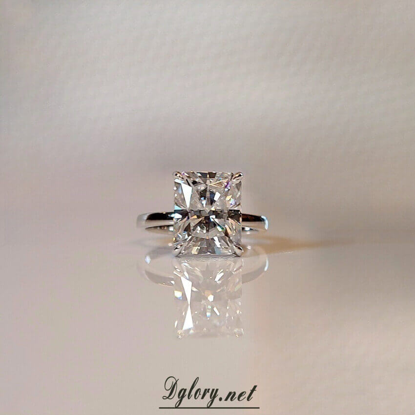 14K 4CT Radiant Moissanite Cut 8x10mm Hidden Halo 8x10mm , Moissanite Engagement Ring, GRA Certified, Plain Band, Gift for Her, Radiant Cut