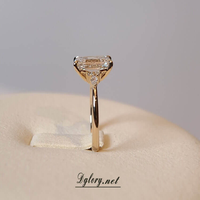 Lab Diamond Engagement Ring, 14K Gold, 2CT, F VS1, Emerald Cut,IGI Certified,Engagement Rings,Side Marquise Round Cluster,1 Marquise 2 Round (ST 0010)