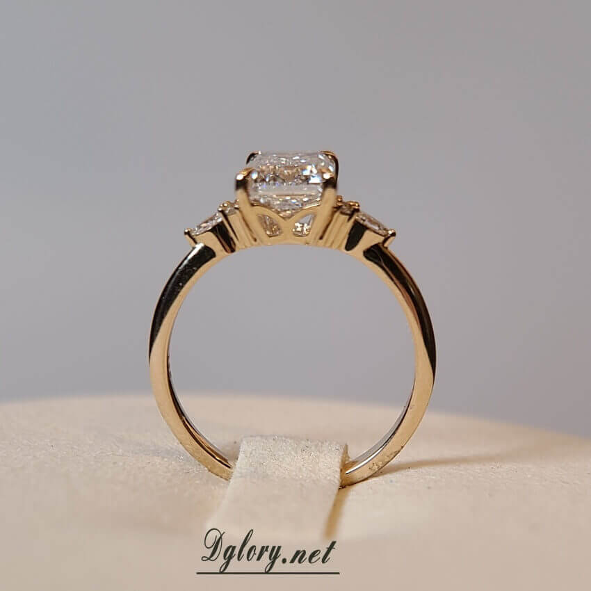 Lab Diamond Engagement Ring, 14K Gold, 2CT, F VS1, Emerald Cut,IGI Certified,Engagement Rings,Side Marquise Round Cluster,1 Marquise 2 Round (ST 0010)