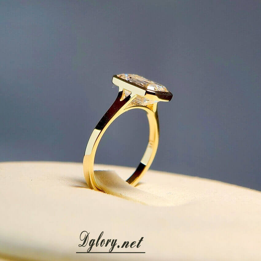 Lab Grown Diamond Engagement Ring, 14K, 2.8 CT, F VS1, Lab Emerald Cut, IGI Certified, Lab Created Ring, Plain Solitaire Ring, Bezel Setting (ST 0019)