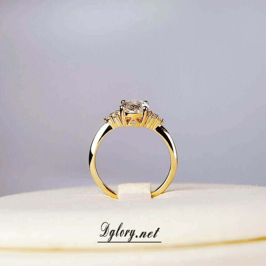 Lab Diamond Engagement Ring, 14K , 1.5CT, E VS1, Lab Oval Cut, IGI Certified,Lab Created Engagement Ring, 3 Lab Cluster Either Side Round (ST 0012)