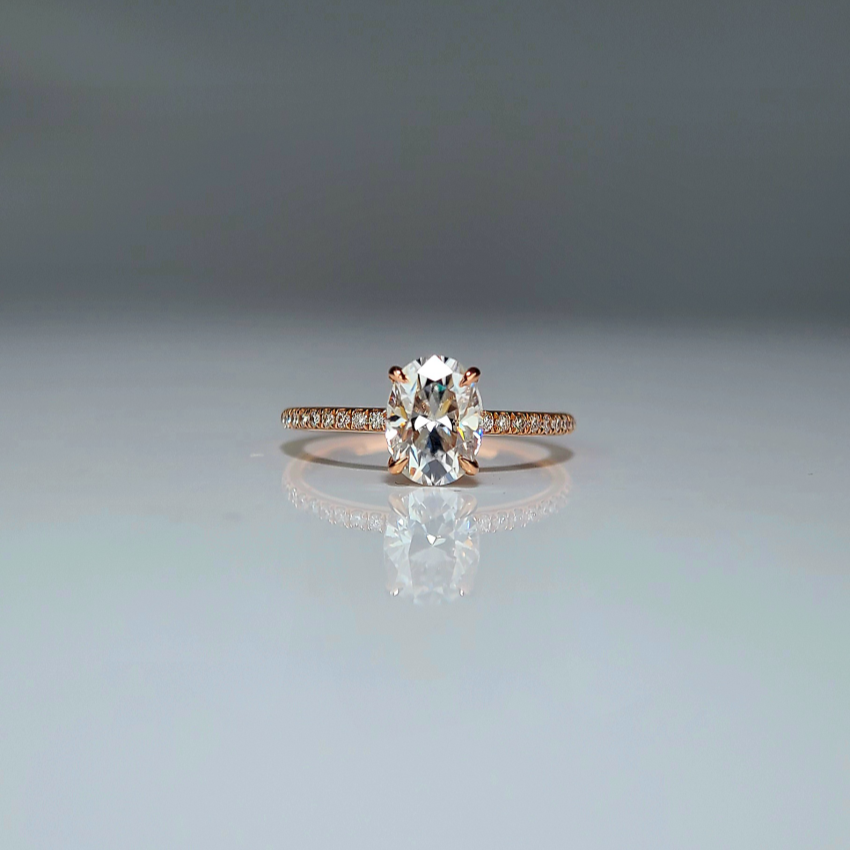 14k Rose Gold 1.5ct Oval Moissanite 6x8mm Side Moissanite Oval Cut Plain Setting Paved Band,Moissanite Engagement Ring,GRA Certified,4-Prong