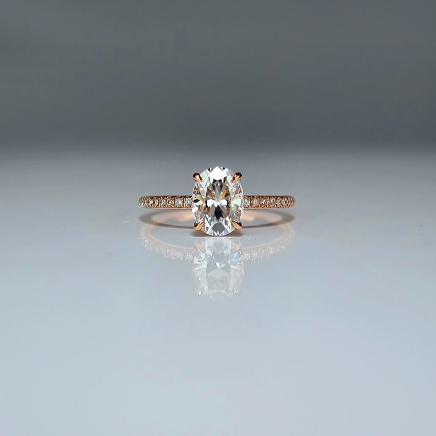 14k Rose Gold 1.5ct Oval Moissanite 6x8mm Side Moissanite Oval Cut Plain Setting Paved Band,Moissanite Engagement Ring,GRA Certified,4-Prong