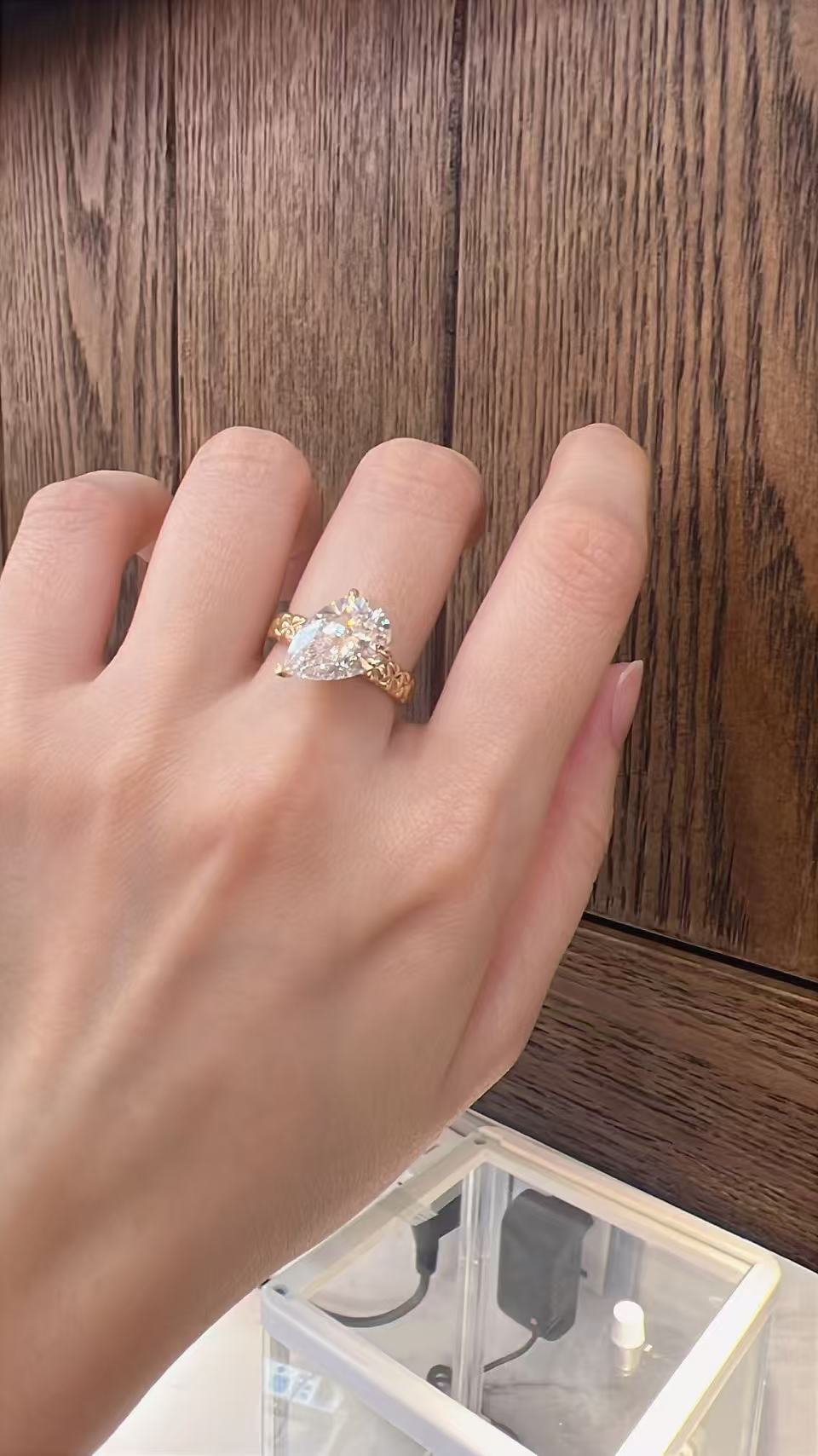 30% deposit user 58 TIKTOK LIVESTREAM 3.0ct 10K yellow Gold Lab Pear Diamond Ring Pear cut Water Drop Shape,E VS1 Cathedral Setting as picture size 6 1/2