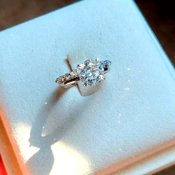 Solid 14k Gold 2.6ct (E VVS2) Lab Round Diamond Ring and Lab Marquise/Round Diamond Band( RO 835 )