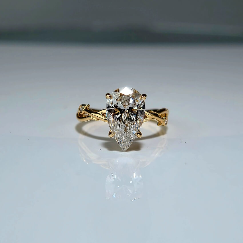 2.5CT, F VS1, Lab Pear Cut, 14K, Lab Grown Created Diamond Engagement Ring, Water Drop Shape, IGI Certified, Twisted Band 1 Lab Either Side(ST 0022)