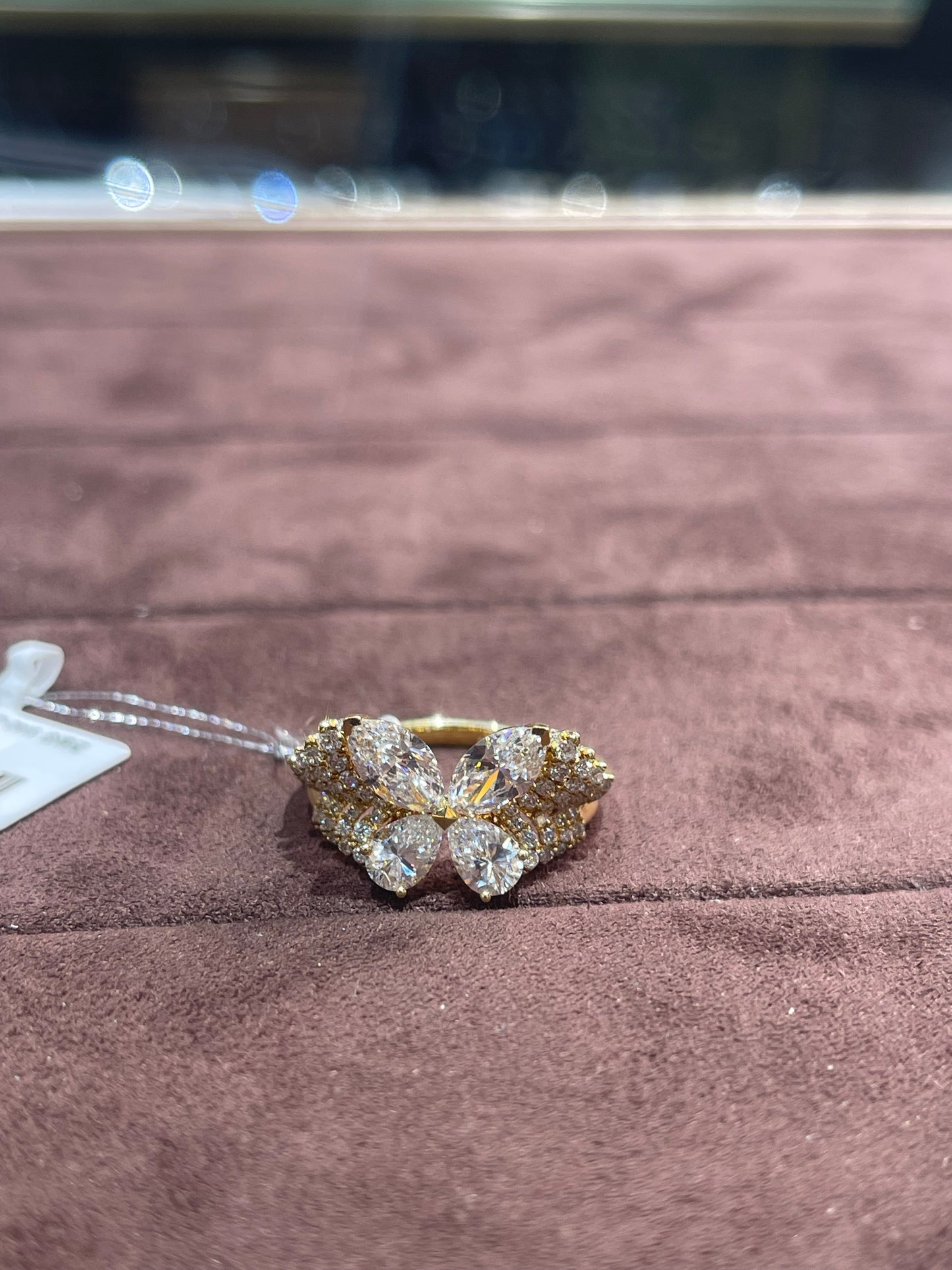 TIKTOK LIVESTREAM butterfly 18K lab diamond ring