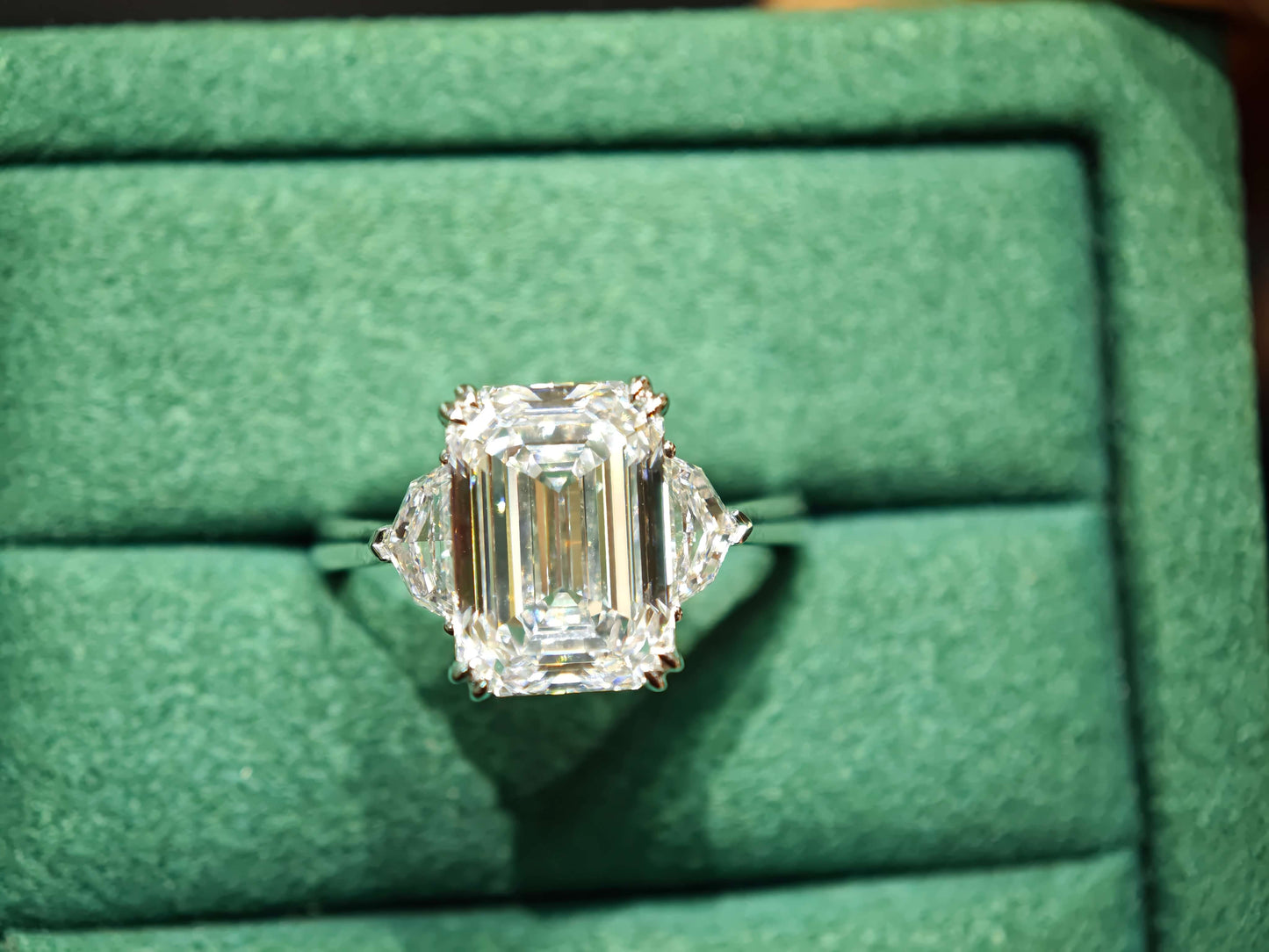 14K 3ct Lab Emerald Cut Diamond Engagement Ring: E VVS2  (EMX5120)