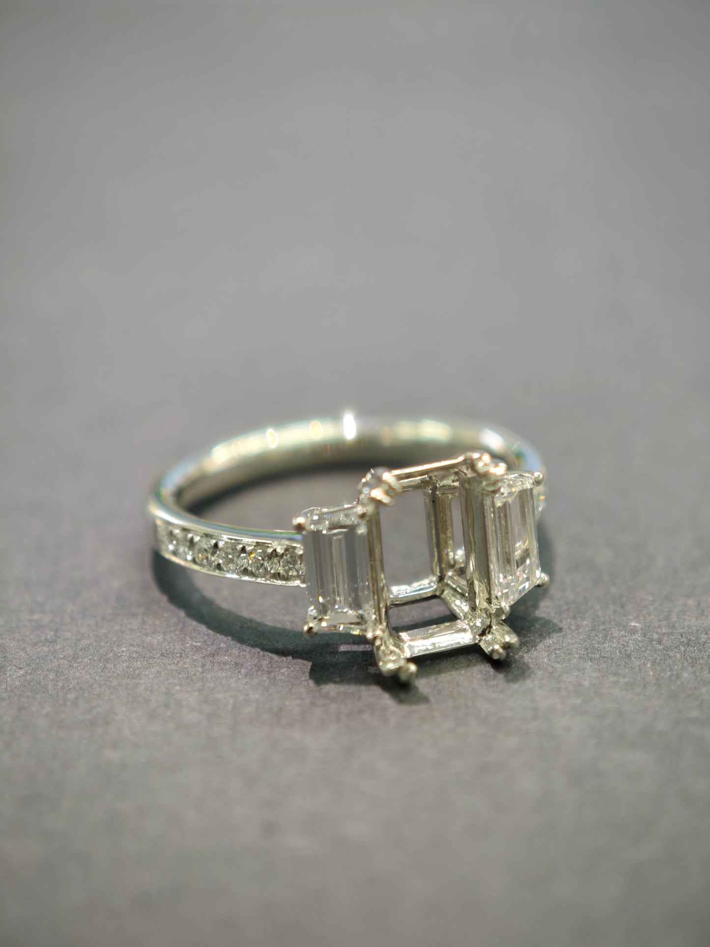 Lab Diamond Engagement Ring, 14K Gold, 2CT, F VS1, Emerald Cut,IGI Certified,Engagement Rings(EMX 4190)