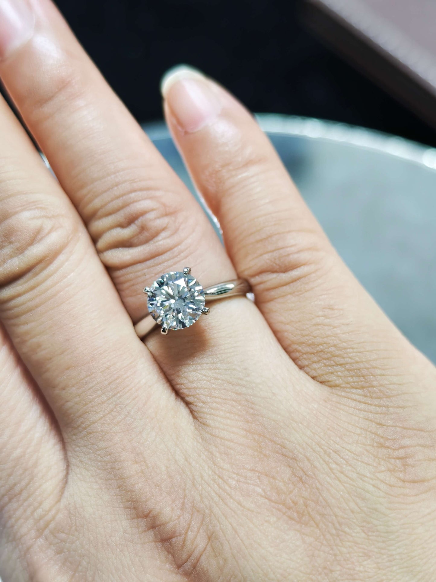 2ct D Color Round Brilliant Pt950 Solitaire Ring with Four-Prong Setting  ( RO 889 )