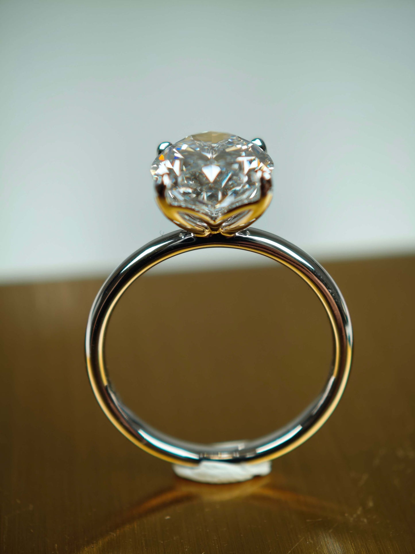 5CT Oval Lab-Grown Diamond Ring with Petal Setting in 18K Gold   (OVX 0011)