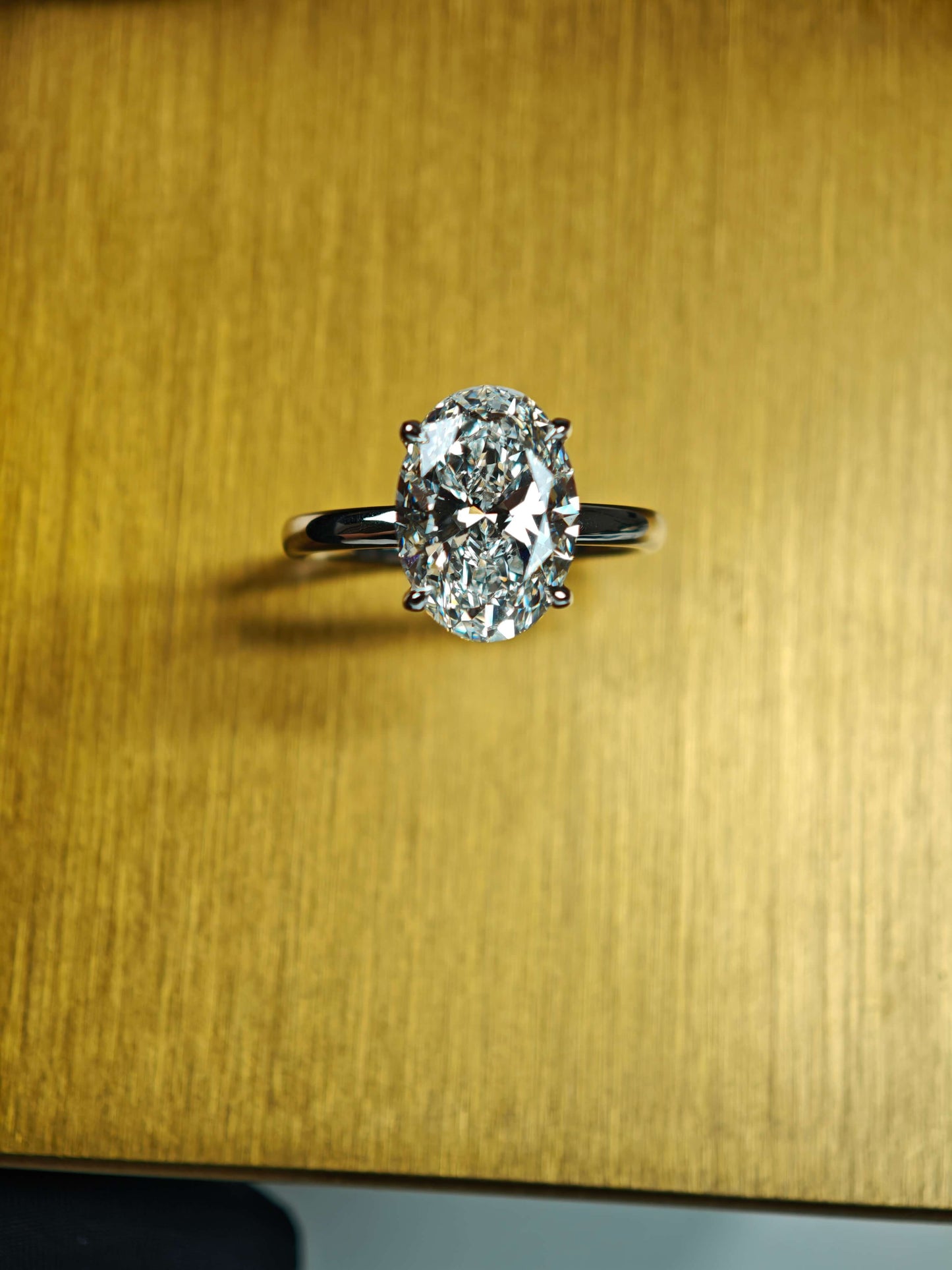 5CT Oval Lab-Grown Diamond Ring with Petal Setting in 18K Gold   (OVX 0011)