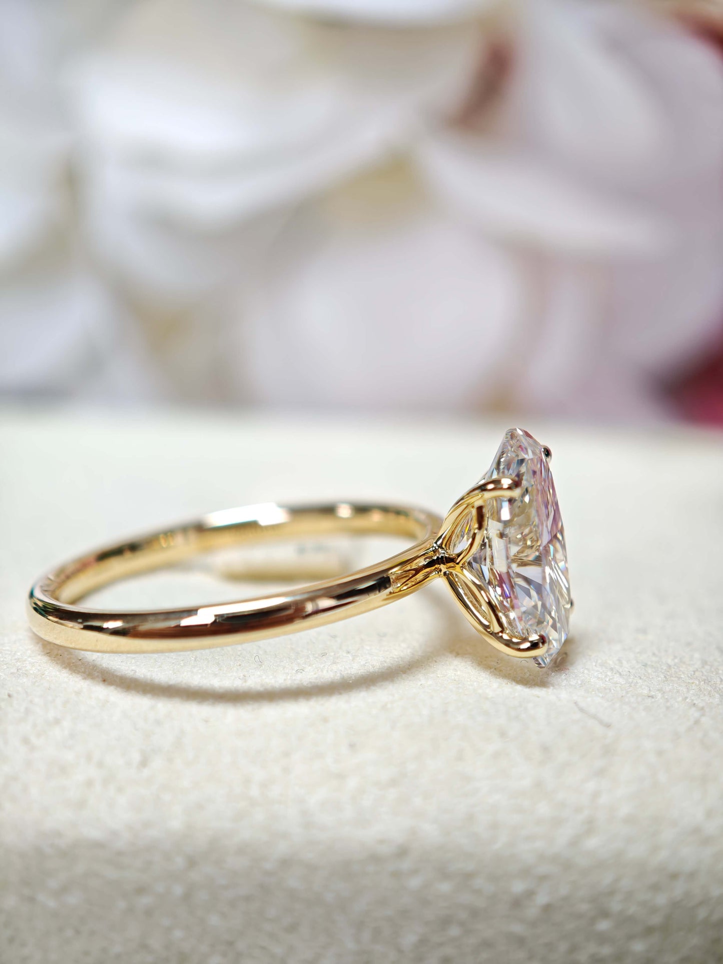 3CT Oval Lab-Grown Diamond Ring with Petal Setting in 14K Gold   (OVX 0012)