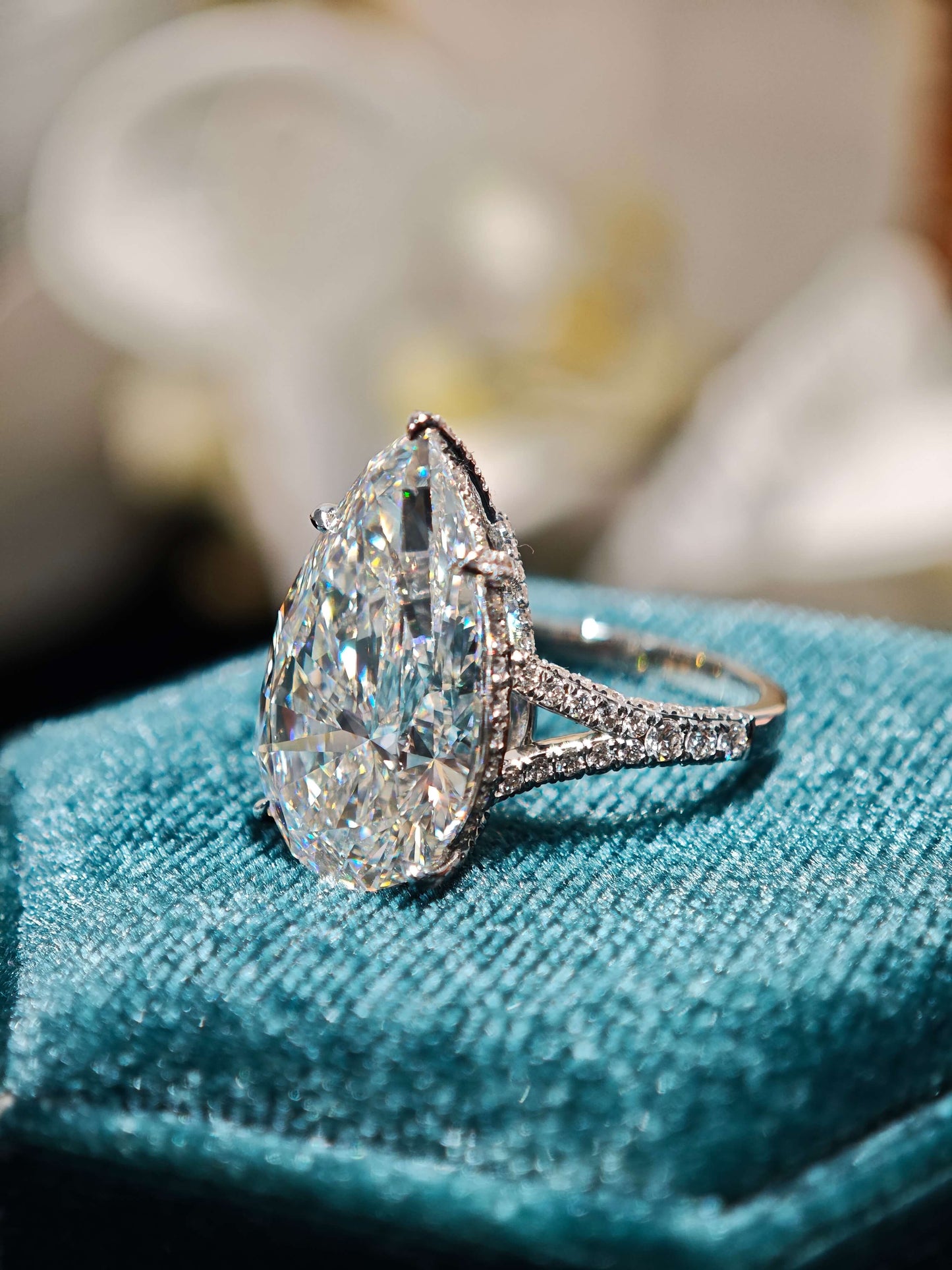 10.58ct 9K Gold Lab Pear Diamond Ring - Pear cut Water Drop Shape, E VVS2 Hidden Halo Cathedral Setting (PEX 0069)