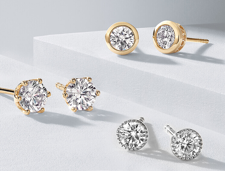 Earrings & Studs