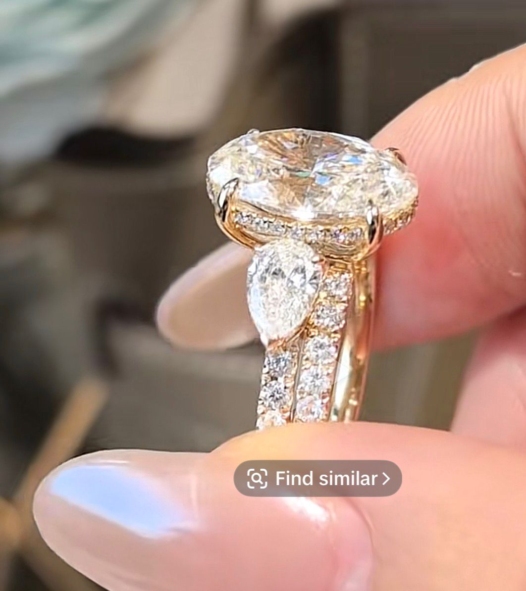 TIKTOK LIVESTREAM Ring set 3CT Lab Oval E VVS2 hidden halo +2pcs lab pear paved band  2 products