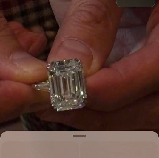 Sah TIKTOK LIVESTREAM 2-2 link 18K white gold 5ct Emerald cut E VS1 side 2pcs of taperred baguettes IGI certificate size 7