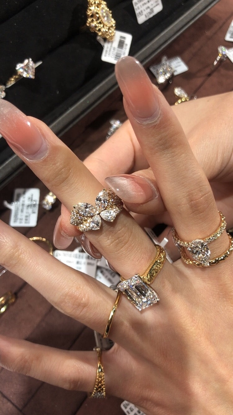 TIKTOK LIVESTREAM butterfly 18K lab diamond ring