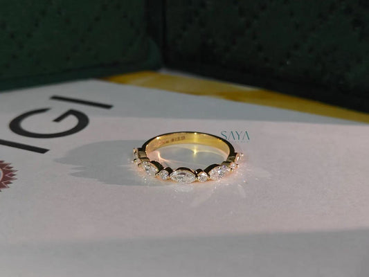 Le balance 3-3 link 14K Yellow Gold, matching band marquise & round rotated size 6.25