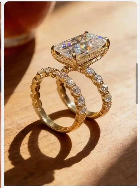 gbb 2-1 deposit  link 14K solid yellow Gold, 3 CT, E VS1, elongated paveiant E VS1 paved rope band with hidden halo ring