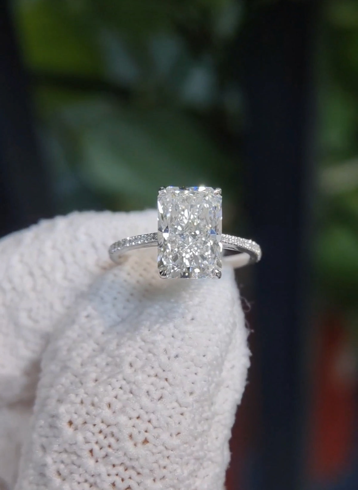 Nik TIKTOK LIVESTREAM 2-2 balance link  14K white Gold, east west prong setting size 6.5 IGI certificate (Copy)