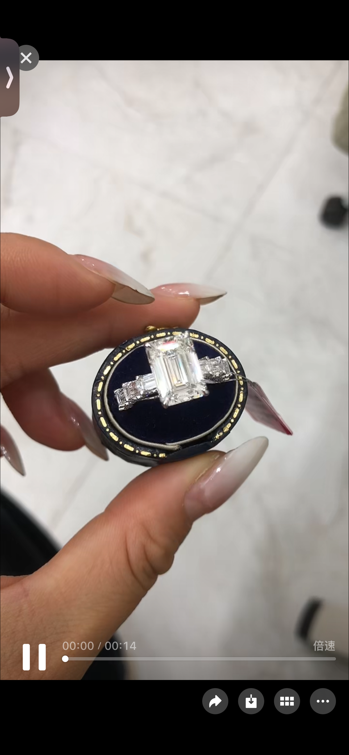 SHA TIKTIOK LIVESTREAM 14K white gold ring  center emerald 5ct.side baguettes 2cw, size 7