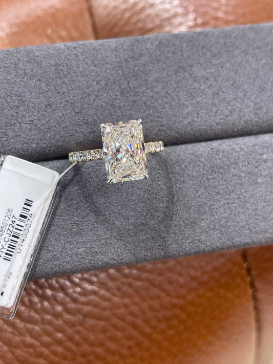 Ch TIKTOK LIVESTREAM 18k all yellow gold (not 2-tone) 4ct Radiant cut Hidden halo as picture E VS1 Clarity size us8