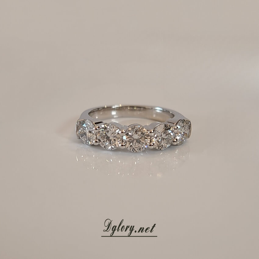 14K 2TCW 4.6mm lab round diamond  5 pieces  Lab Round Diamond Wedding Band  EF VS Lab Grown Created Diamond, Band For Her Wedding, Ring Band
