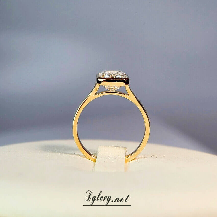 Lab Grown Diamond Engagement Ring, 14K, 2.8 CT, F VS1, Lab Emerald Cut, IGI Certified, Lab Created Ring, Plain Solitaire Ring, Bezel Setting   (ST 0019)