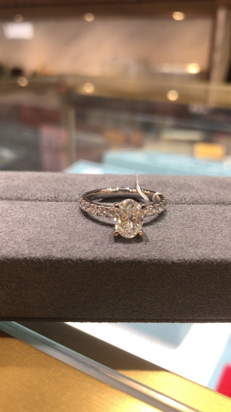 50% deposit link TIKTOK LIVESTREAM 9K gold 2CT Lab Ova E VS  IGI certificates Lab-Grown Diamond Ring pave band hidden halo
