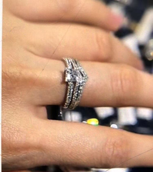 50% deposit link Pat TIKTOK LIVESTREAM Princess cut 14k 0.5ct white gold and double V shape band with IGI certificate