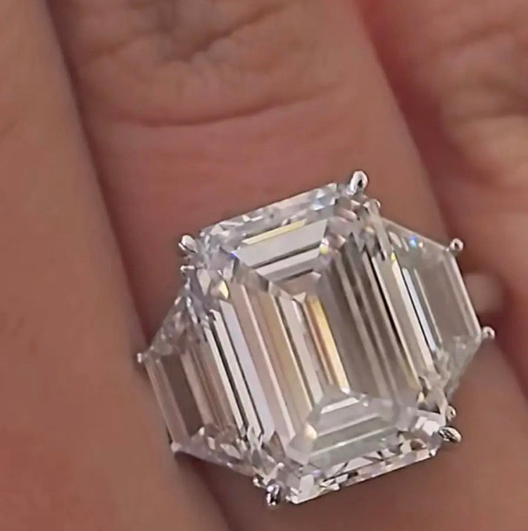 JOS TIKTOK LIVESTREAM Ring 14K white gold 5ct lab emerald cut large ratio 2-tone E VVS2 with 2 side baguettes 1.5ct-2.0ct&nbsp; 3mm band width size 5