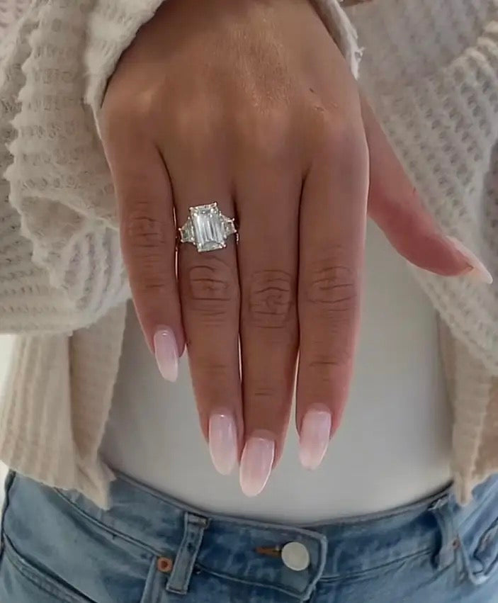 JOS TIKTOK LIVESTREAM Ring 14K white gold 5ct lab emerald cut large ratio 2-tone E VVS2 with 2 side baguettes 1.5ct-2.0ct&nbsp; 3mm band width size 5