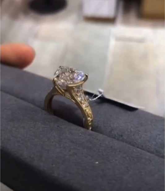 Pis 2-3 link TIKTOK LIVESTREAM Solid 14K Yellow Gold 5.ct Heart Shape cutting Lab Diamond Engagement Ring, F Color VVS2 Clarity Engraving band same as video size 5.5