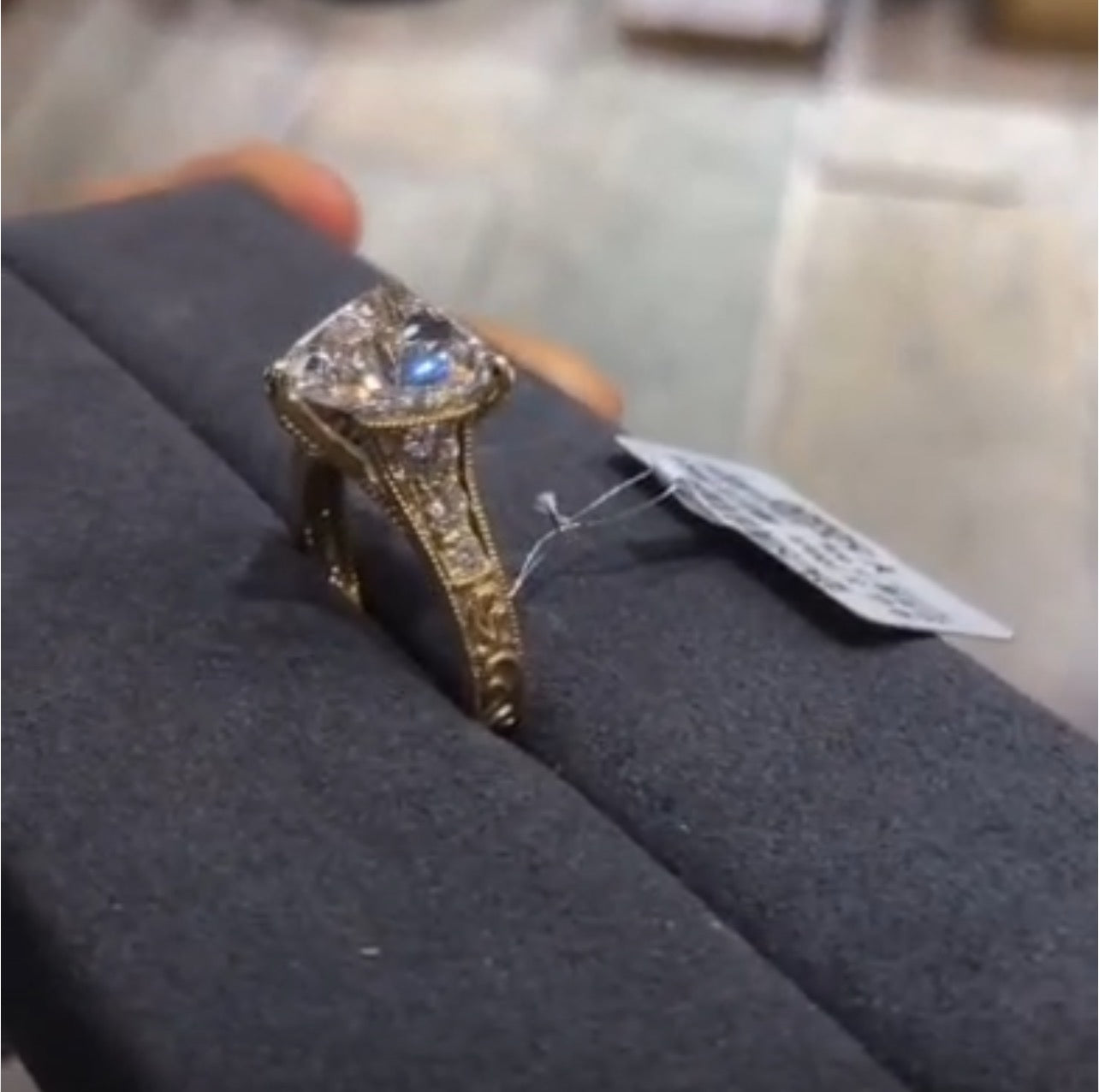 Pis 2-2 link TIKTOK LIVESTREAM Solid 14K Yellow Gold 5.ct Heart Shape cutting Lab Diamond Engagement Ring, F Color VVS2 Clarity Engraving band same as video size 5.5 (Copy)