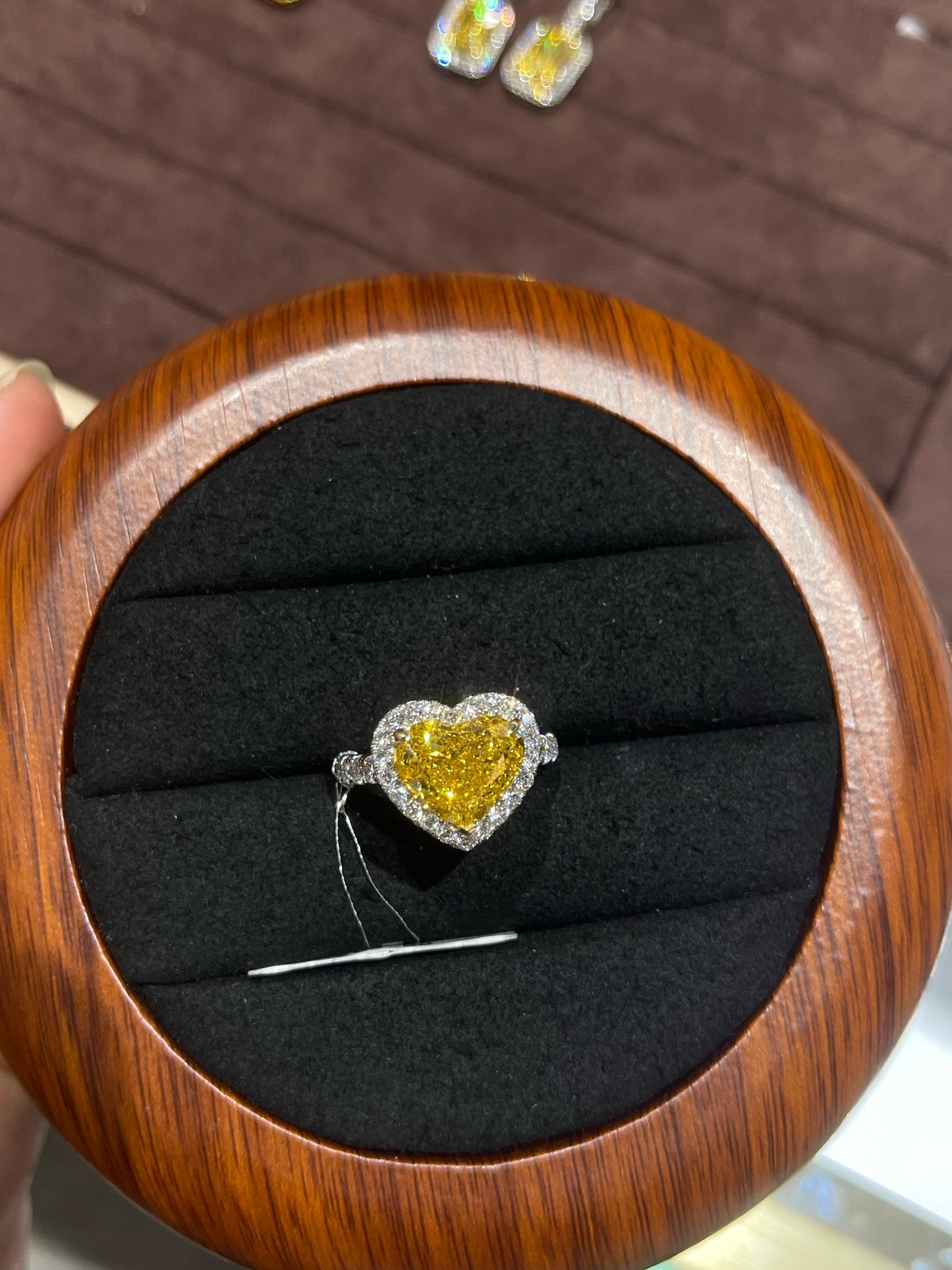 MAR link 2-1 TIKTOK LIVESTREAM18K Gold Halo 4.16ct Heart Shape cutting Lab yellow Diamond Engagement Ring fancy vivid yellow VS1