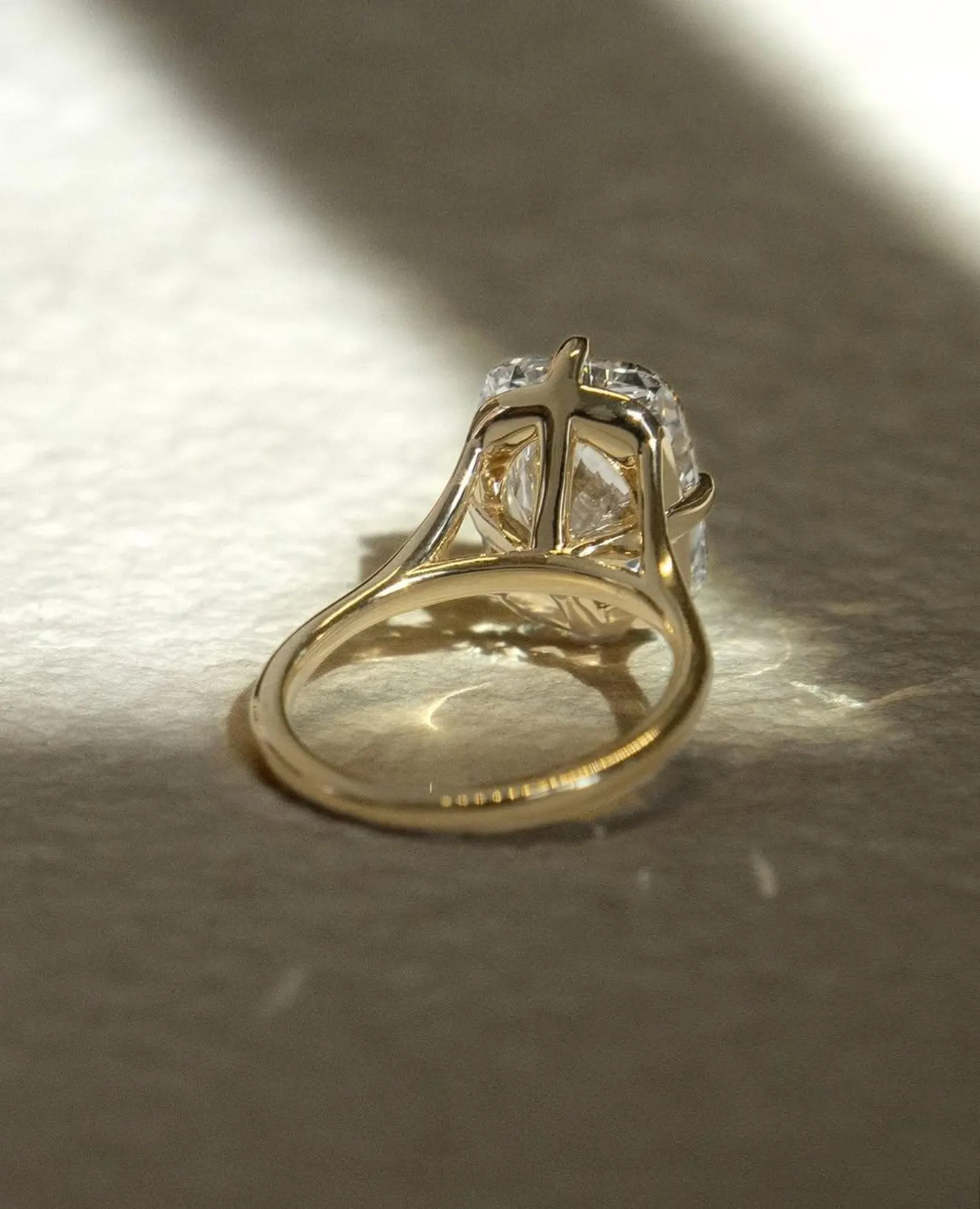 MIRA TIKTOK LIVESTREAM 14K yellow Gold hidden halo 3 CT,E VS1, elongated cushion Cut compass setting Lab Diamond Engagement Ring,IGI Certified,  size