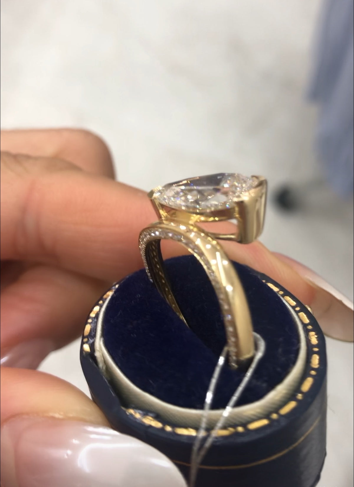 APR TIKTOK LIVESTREAM 2-1 LINK , solid 14K yellow Gold 3ct center pear cut E VS1, 2-row paved band 3.4ctw, with a matching band  two-ring set Lab Diamond  IGI Certified,  size 7