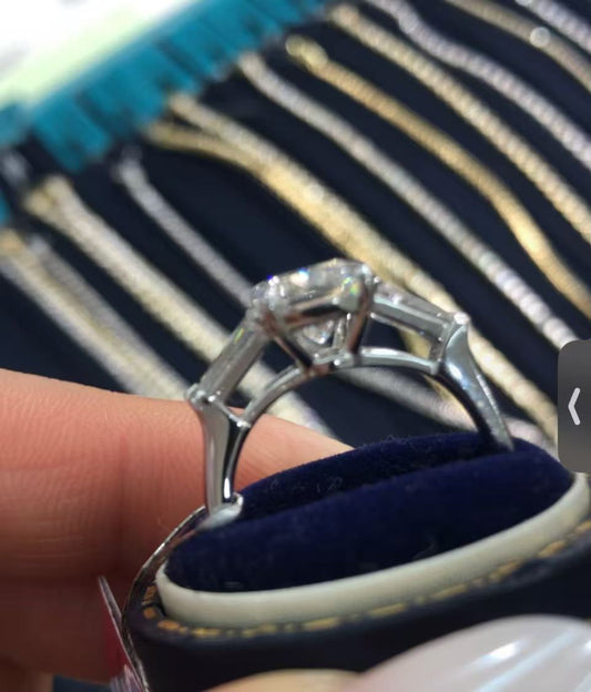 ALA TIKTOK LIVESTREAM 2-1 LINK , 14K white Gold 3 CT,E VS1, elongated cushion Cut Lab Diamond ,IGI Certified, with taperre baguettes size 9
