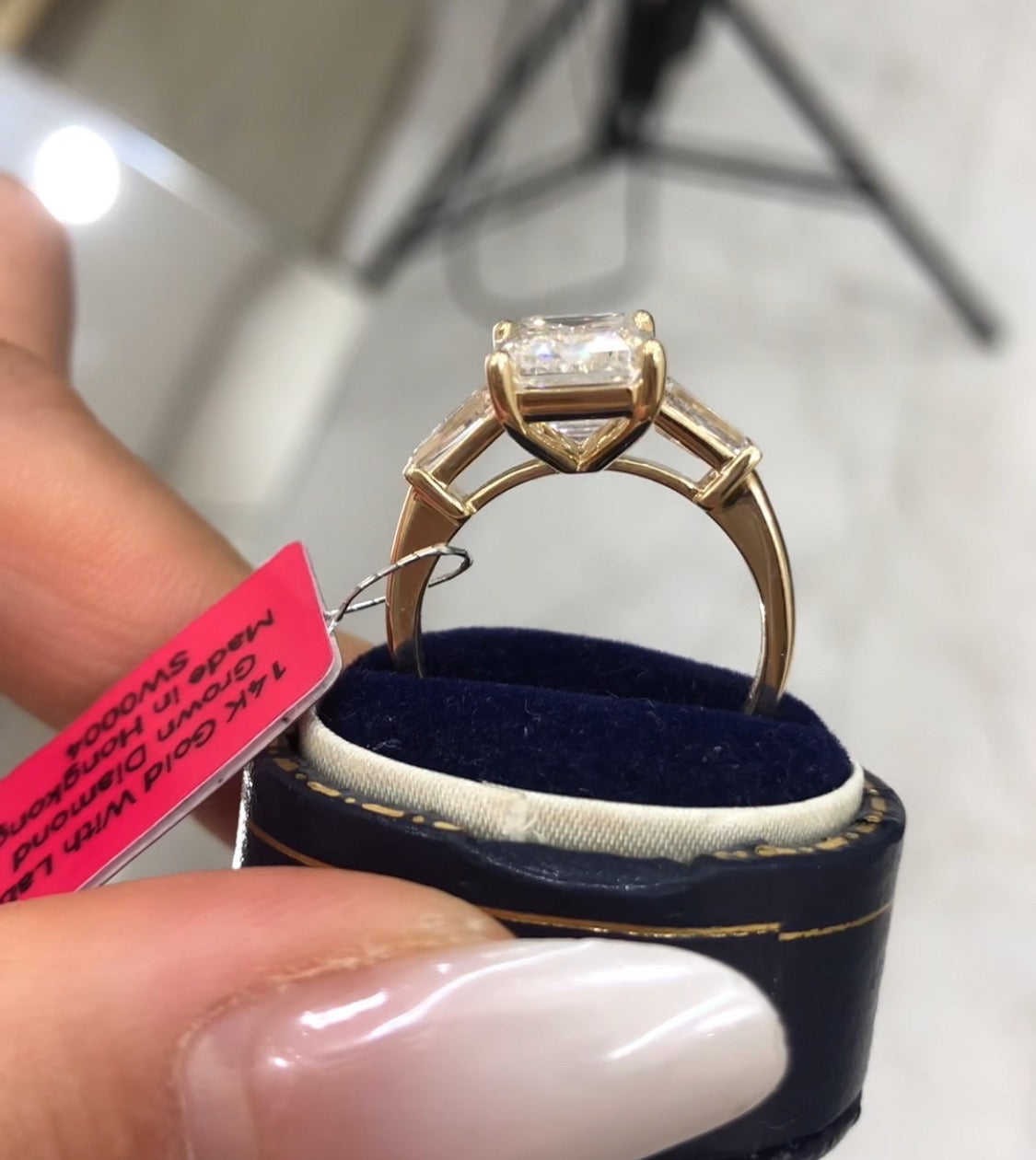 AUD TIKTOK LIVESTREAli  2-1 link 14K white gold 5ct Emerald cut E VS With IGI certificate with a matching baguettes band  size 8
