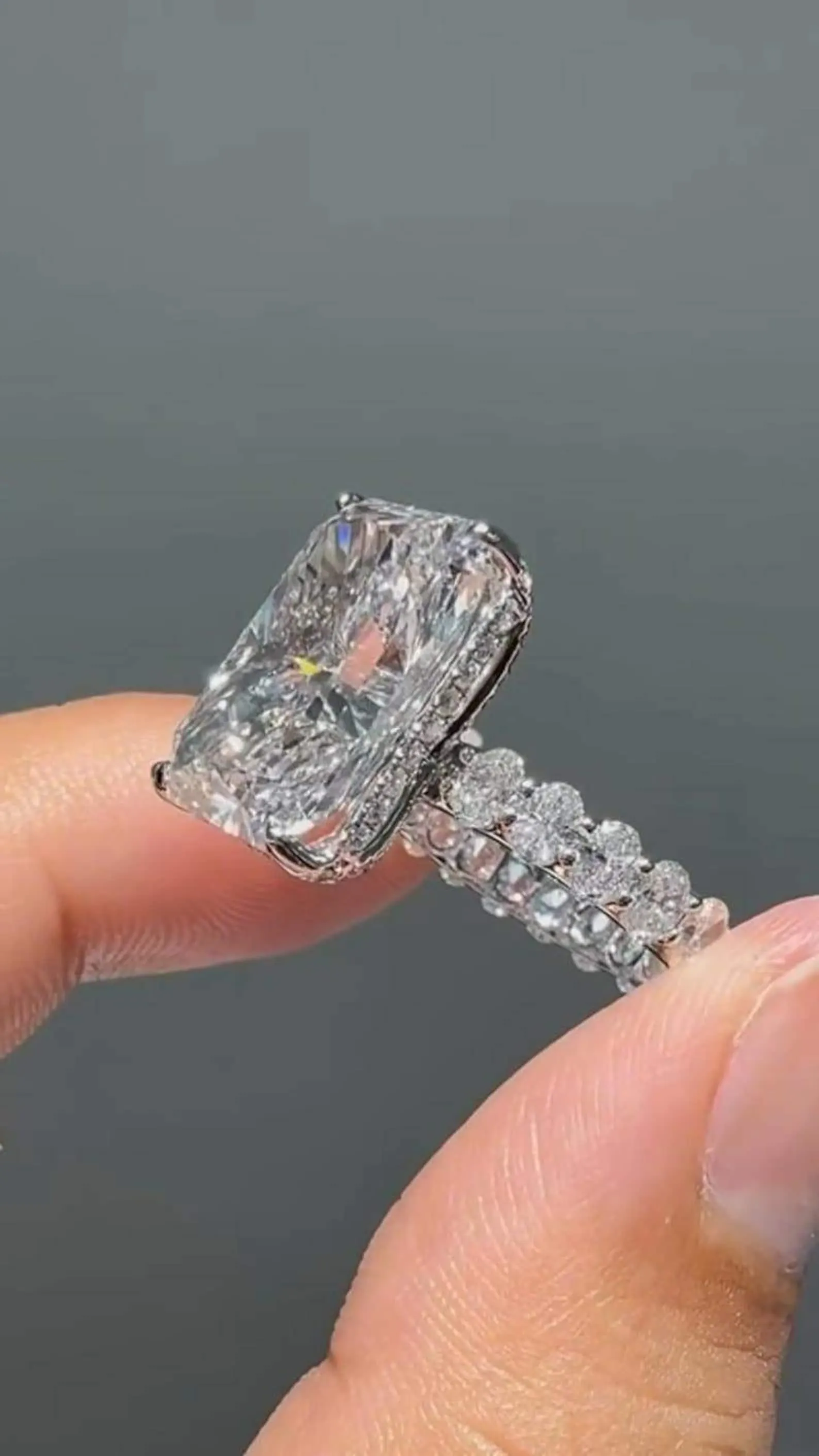 SUM TIKTOK LIVESTREAM deposit LINK , solid 14K white Gold hidden halo 10CT,E VVS2, Radiant Cut Lab Diamond ring IGI Certified with oval paved band D VVS, size 7/7.5