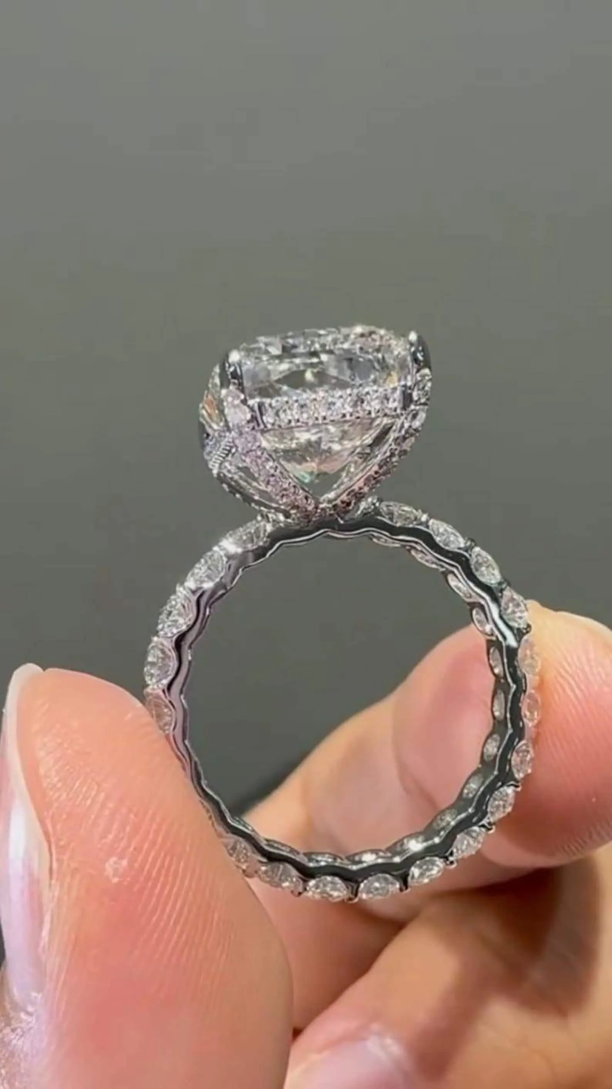 SUM TIKTOK LIVESTREAM deposit LINK , solid 14K white Gold hidden halo 10CT,E VVS2, Radiant Cut Lab Diamond ring IGI Certified with oval paved band D VVS, size 7/7.5