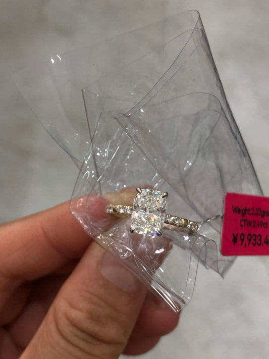 LIL TIKTOK LIVESTREAM 14K yellow Gold 2 CT,E VS1, elongated cushion Cut Lab Diamond Engagement Ring,IGI Certified,with a matching paved band  size