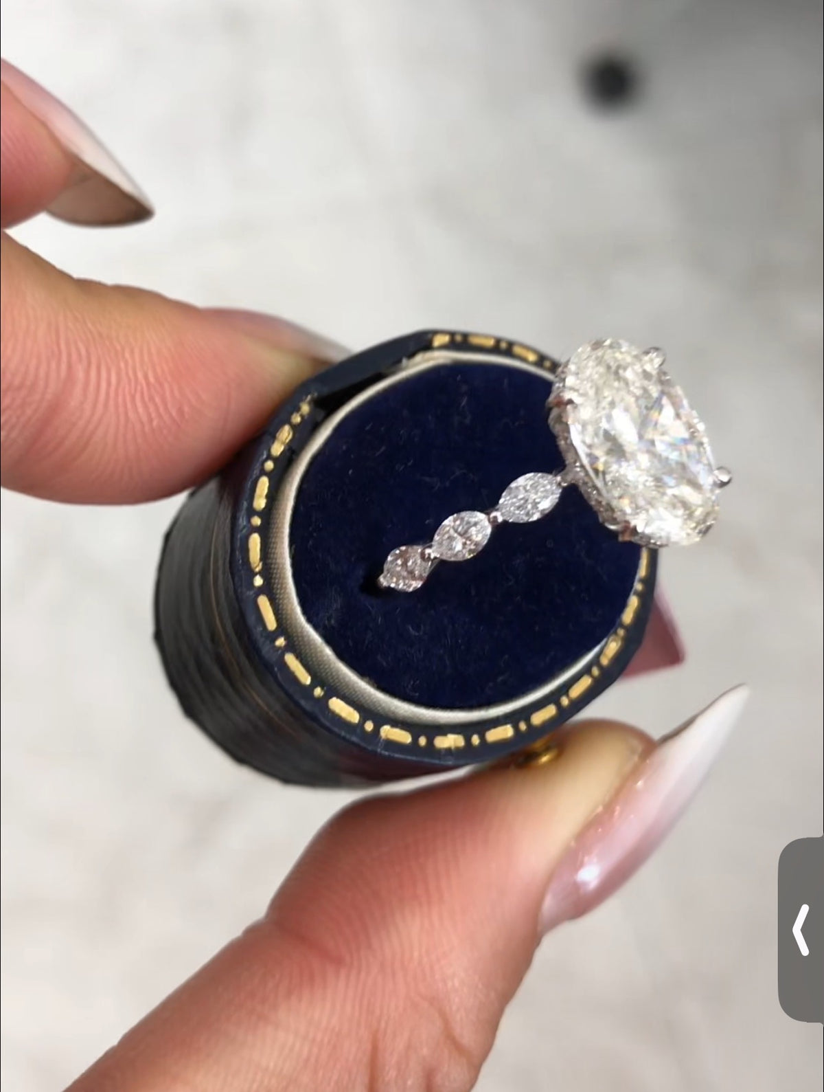 RI TIKTIOK LIVESTREAM 2-1 link solid 14k white gold 3ct oval cut ,D color VVS1 Clarity with IGI certificate, bubble band total 3.7ctw, size 7
