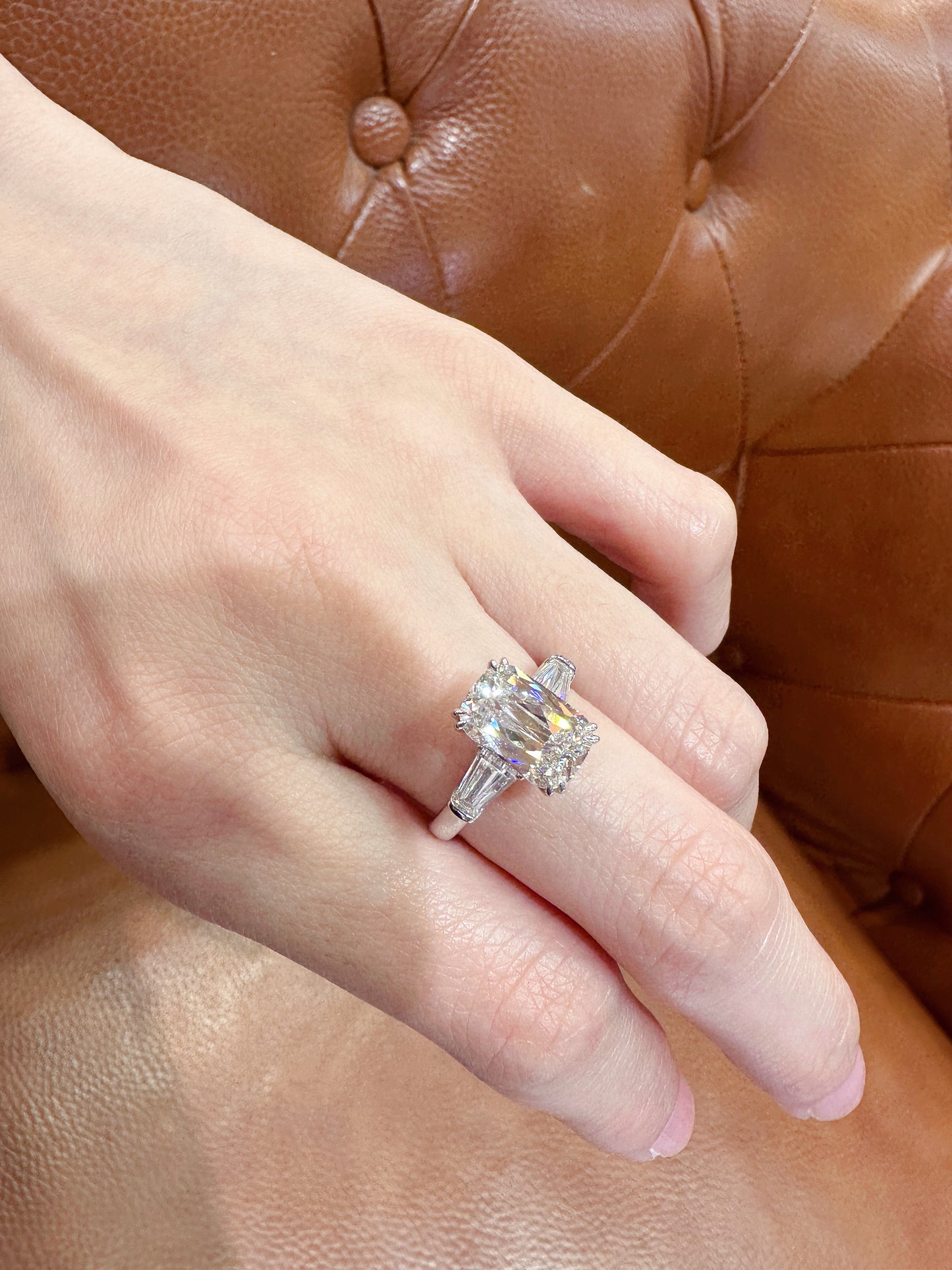 50% balance M TIKTOK LIVESTREAM Canada 14k 3ct Ashoka  F VS1 side baguettes 0.76tcw double prongs ring size 7.5 band width :2.0mm (Copy)