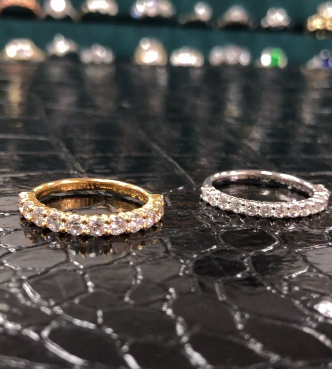 Elli Straight band 10K yellow gold band size 10.5