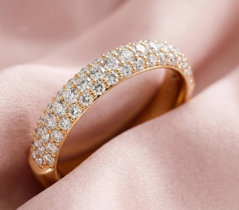 RO TIKTOK LIVESTREAM 2-2 LINK solid 14K yellow gold lab grown diamond 4ct Round brilliant cut E VS1 with IGI certificate 6-prong with 3-row paved matching band yellow gold  size 7.5