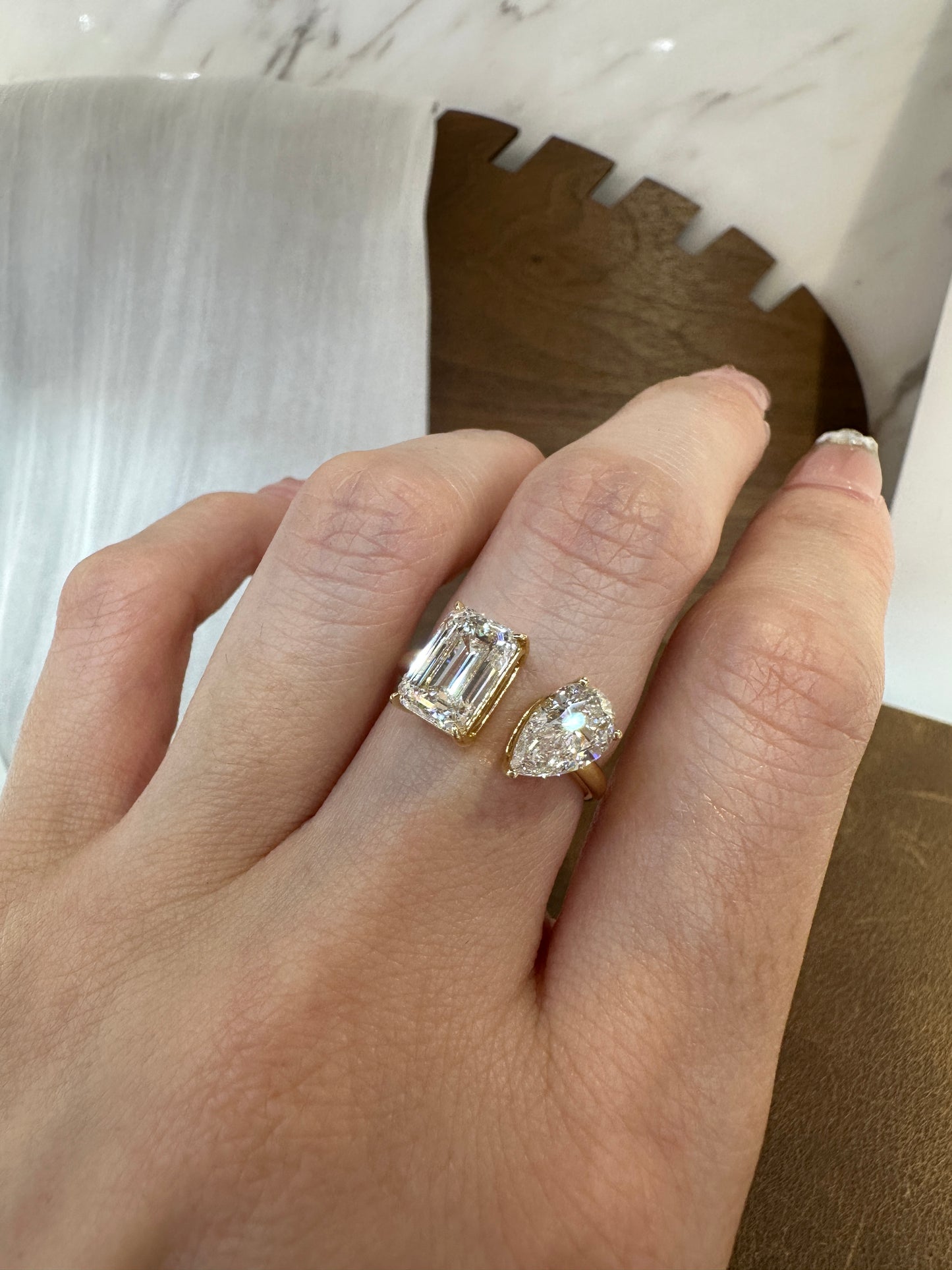lya TIKTOK LIVESTREAM AUSTRALIA 18K white gold (not yellow) Gold toi et moi 3ct tcw  Lab  EF VS IGI certificate (Australia size J = US size 4.75)